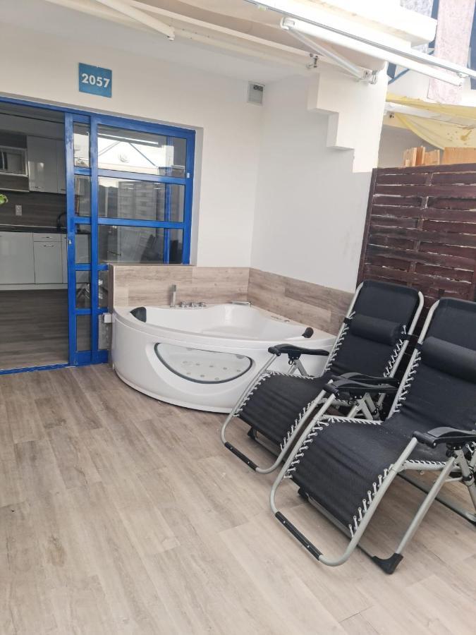 Maspalomas Jacuzzi Bungalow Las Palmas / Gran Canaria Exterior foto